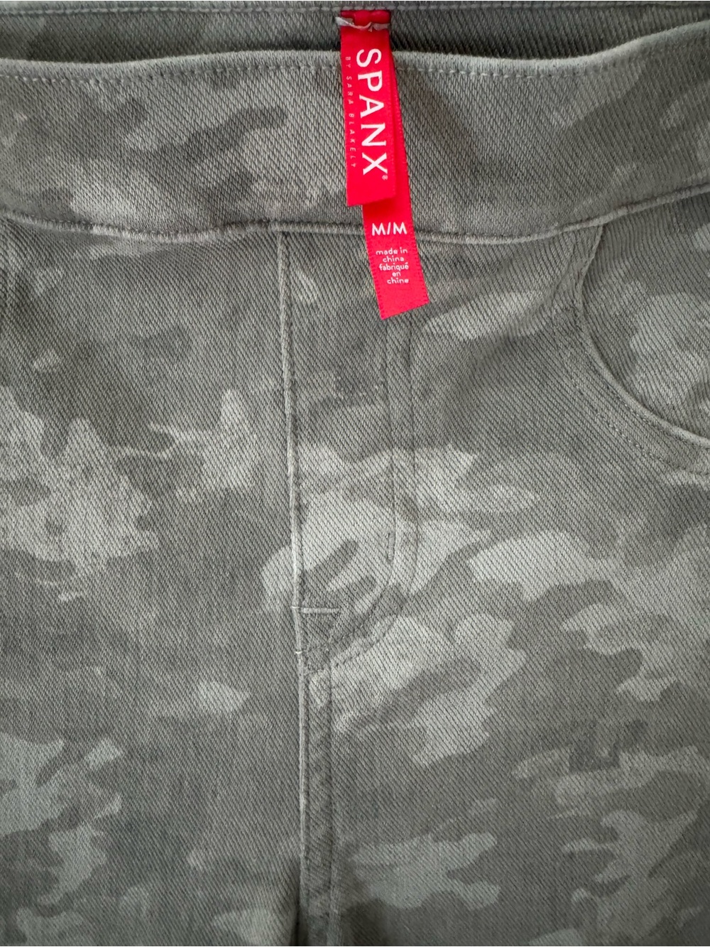 SPANX Jean-ish Leggings Gray Camo • Size M Soft Cotton Blend - Picture 3 of 10